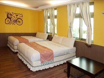Leda Hotel Lyudao Esterno foto